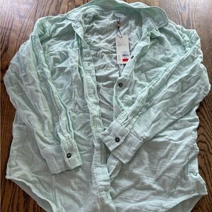 Women’s Button Up Sun Shirt
